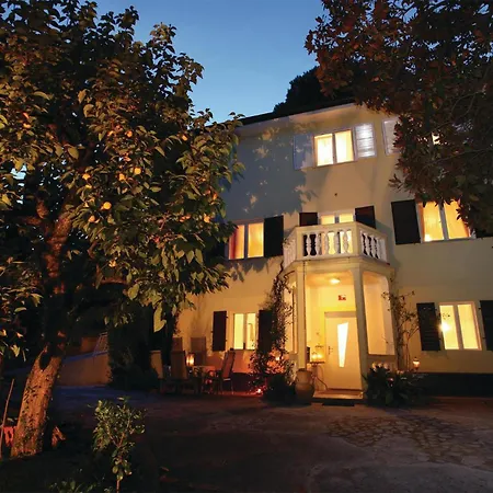 3 Bedroom Beautiful In Portorož