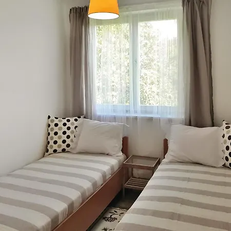 Lägenhet 3 Bedroom Beautiful In